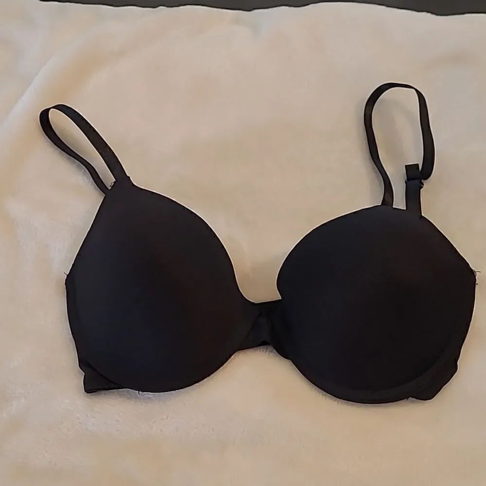 Izod sz 34B black bra